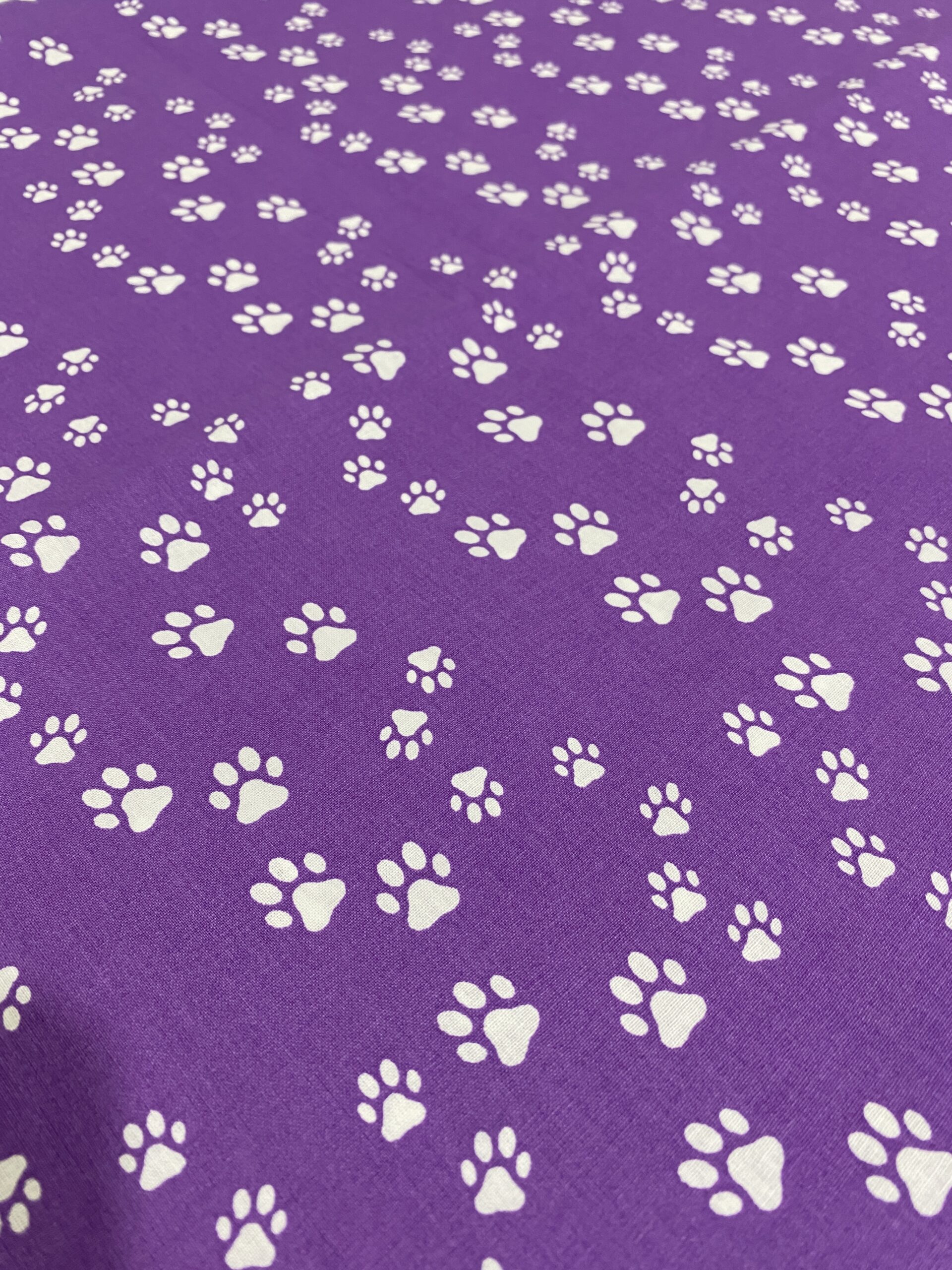 Pati Yağmuru Desenli Cerrahi Bone